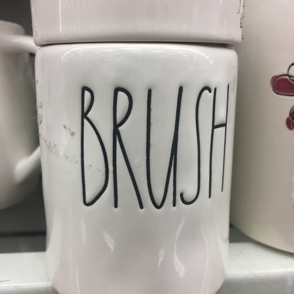 Rae Dunn “Clean” and “Brush” bathroom Set
